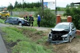 Wypadek w Opatówku. Na drodze krajowej nr 12 zderzyły się trzy auta. Jedna osoba jest ranna. ZDJĘCIA