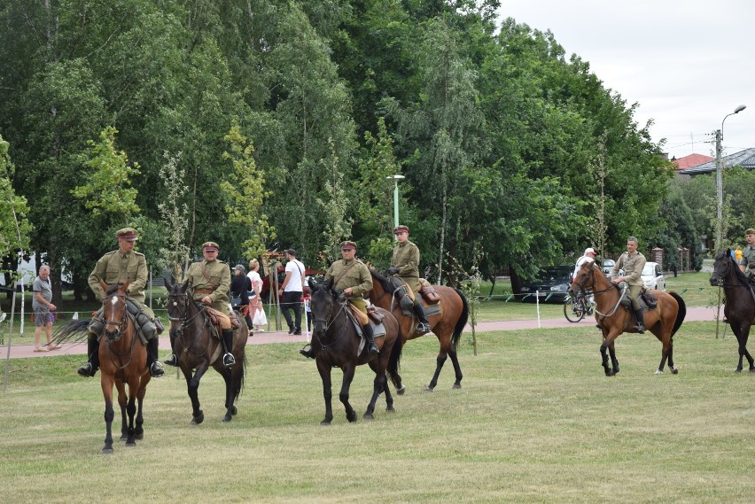 Piknik Kawaleryjski w Suwałkach. Do miasta zjechali kawalerzyści z całego regionu [Zdjęcia]