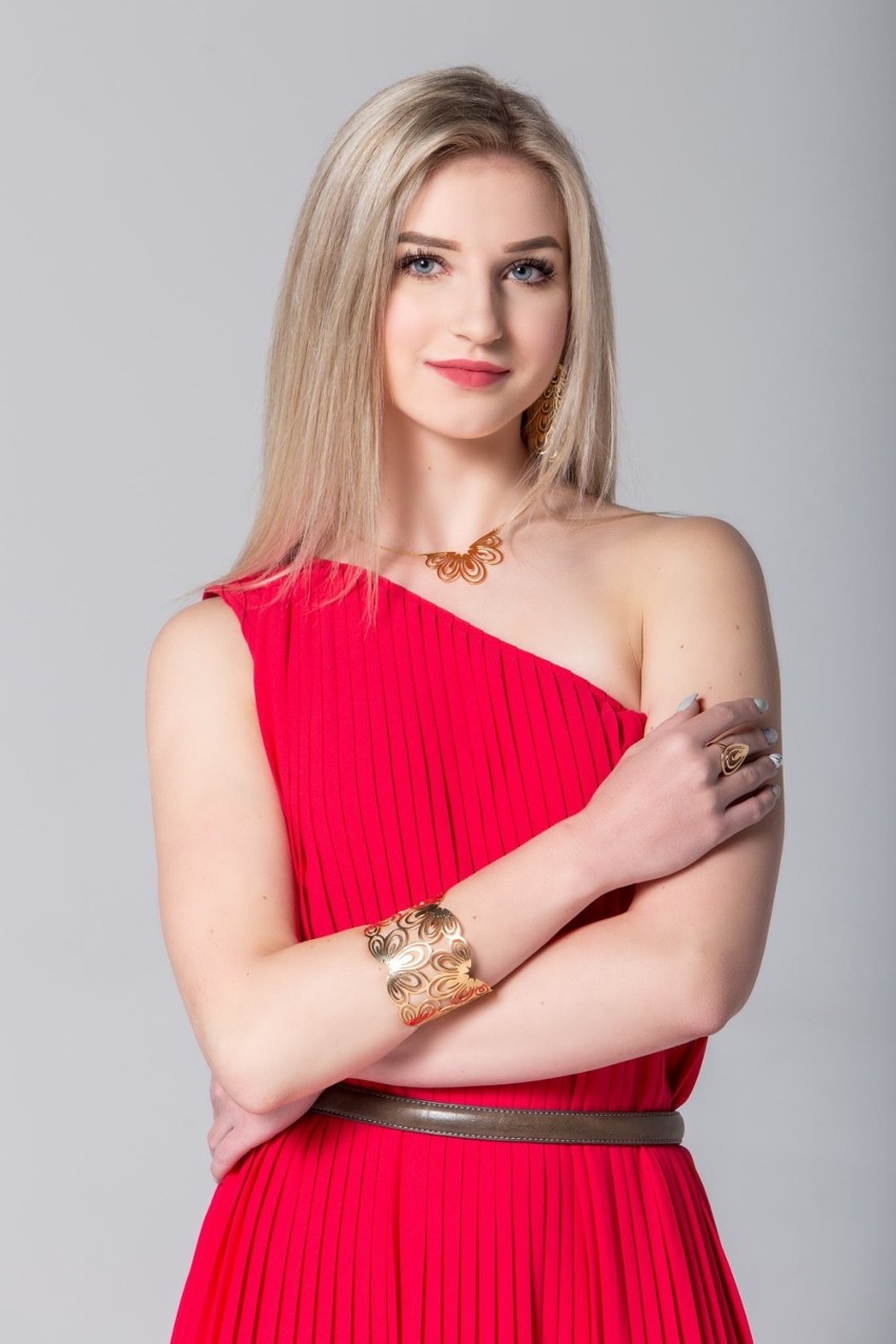 Finalistka Miss Śląska 2019 Nastolatek:
Sara Stempka, 
16...