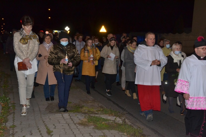 Ulicami Lipna przeszła ostatnia w tym roku procesja fatimska