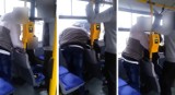 Brutalna interwencja kontrolerów w autobusie w Bydgoszczy. Pasażerka: "Zaczęli go dusić!" [wideo]