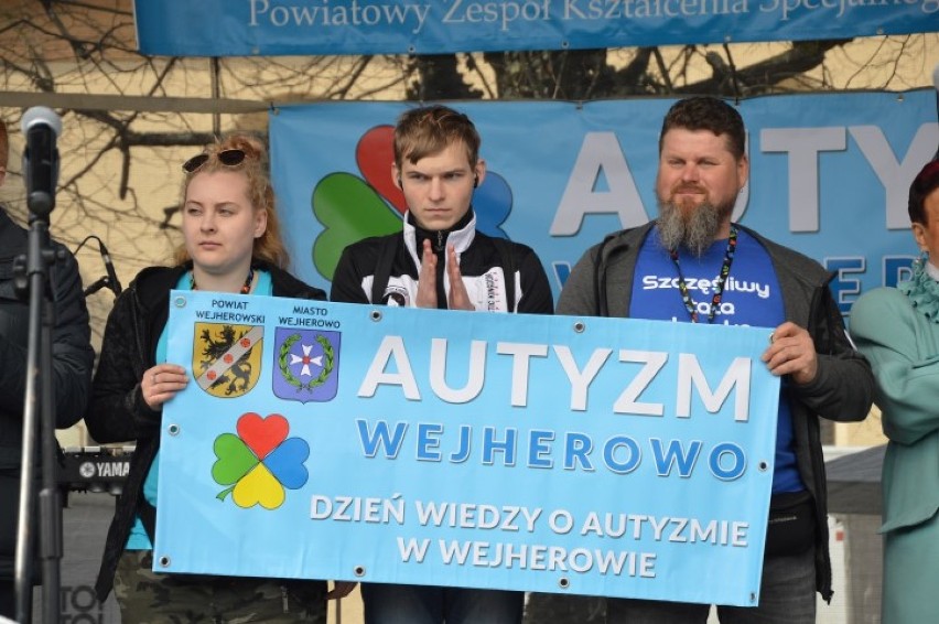 Światowy Dzień Świadomości Autyzmu w Wejherowie [ZDJĘCIA]