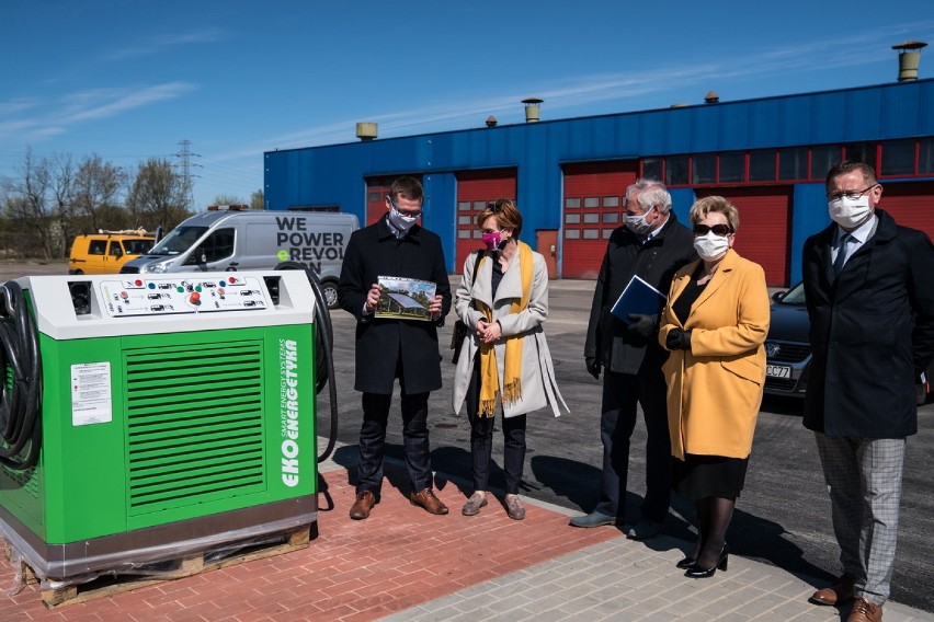 Zajezdni MZK w Koninie zostały zamontowane trzy ładowarki  do autobusów elektrycznych