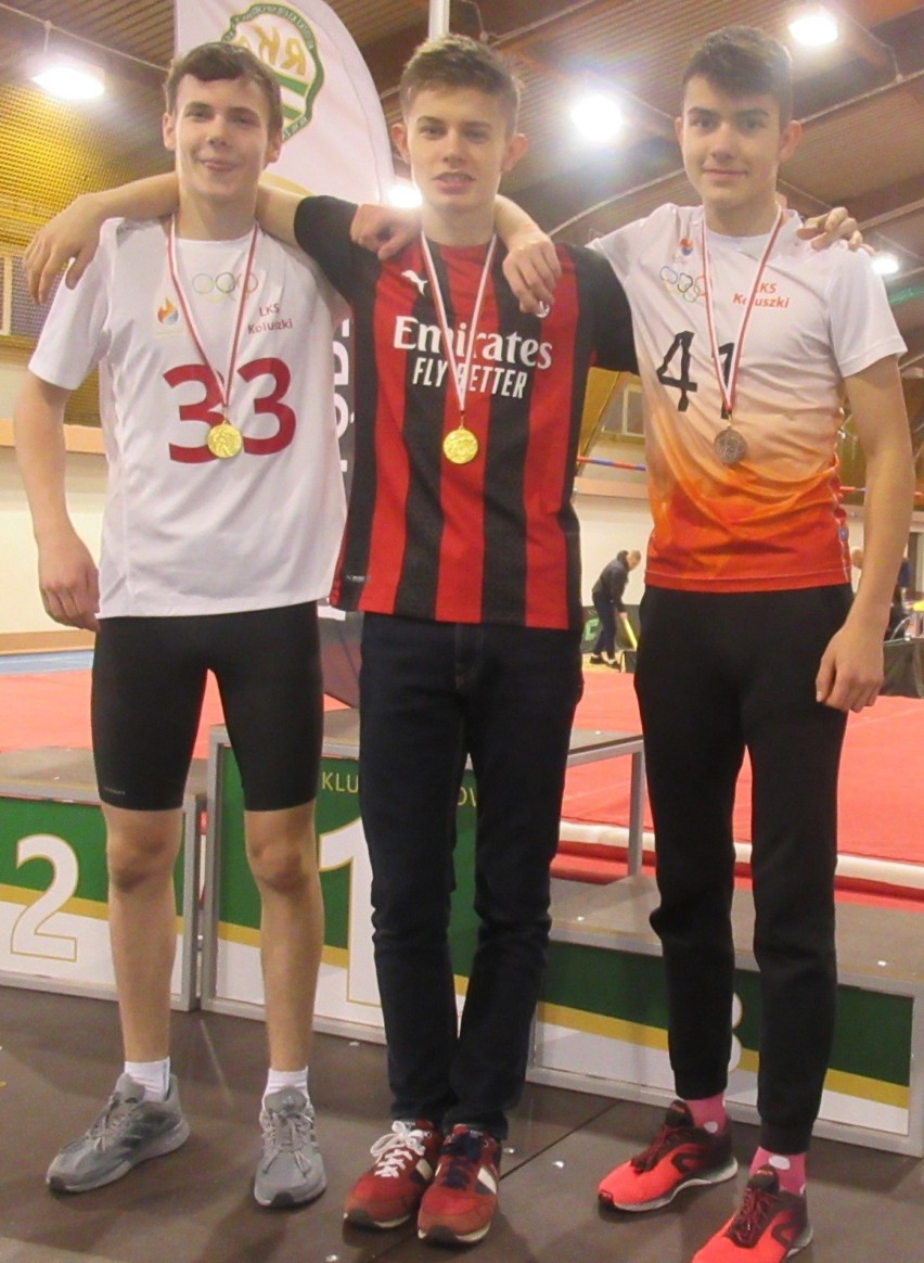 Zawodnicy LKS Koluszki wywalczyli cztery medale - w tym dwa złote - podczas Halowych Mistrzostw Województwa Łódzkiego Młodzików