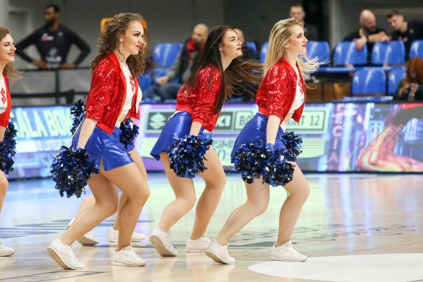 Poznajcie piękne cheerleaderki tańczące podczas turnieju Pucharu Polski w Lublinie