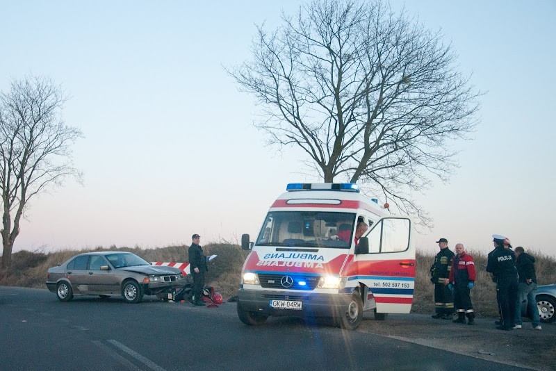 KPP Kwidzyn: Wypadek samochodu i skutera. Jedna osoba trafiła do szpitala