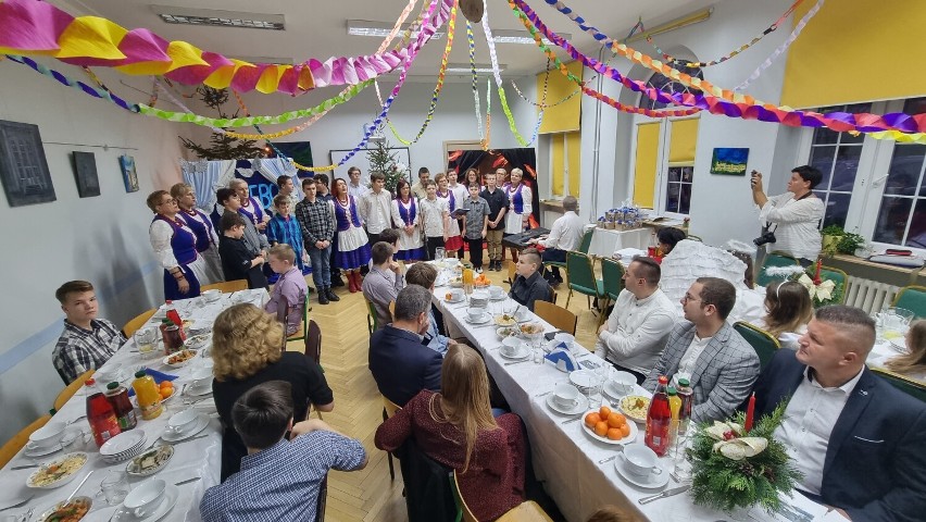 Spotkanie świąteczne i pierwsza Gala Wolontariatu w Uniwersytecie Ludowym w Radawnicy