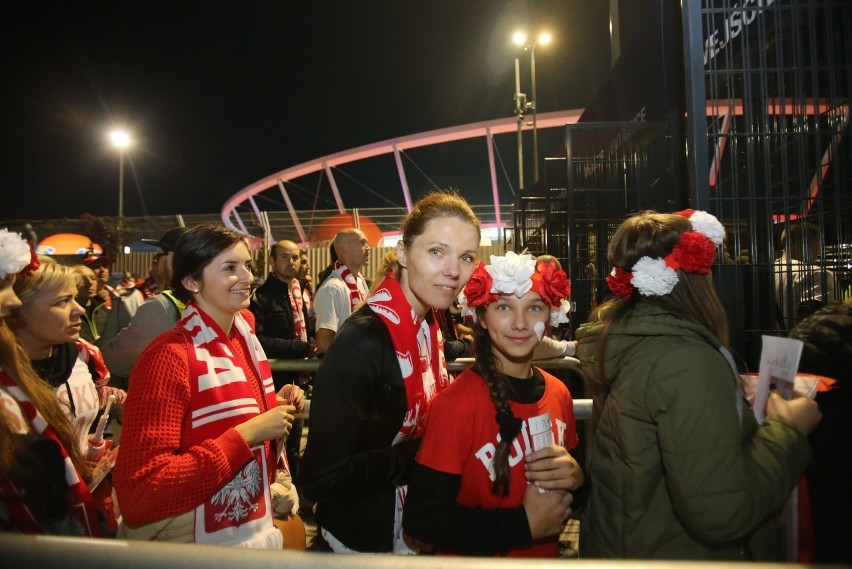 Przed meczem Polska - Włochy na Stadionie Śląskim w...