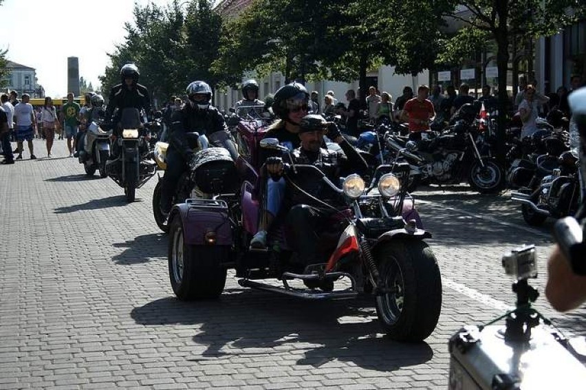 Parada motocykli VII ogólnopolskiego zlotu w Choceniu we Włocławku [zdjęcia]