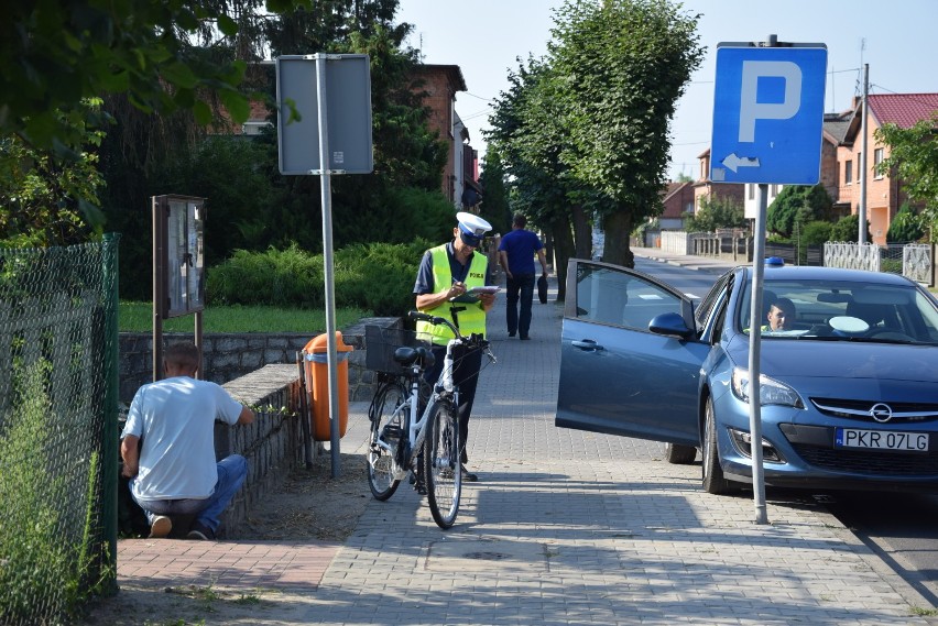 Potrącenie rowerzystki w Rozdrażewie [ZDJĘCIA]