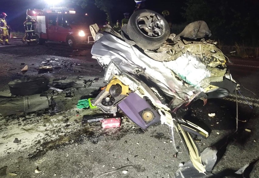 Tragiczny wypadek w Gaju Wielkim na trasie krajowej nr 92. Zderzyły się dwa auta marki BMW [FOTO]