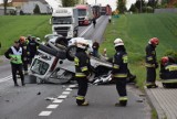 Wypadek w Pamięcinie pod Kaliszem. Dwie osoby ciężko ranne, w tym kilkuletnie dziecko. ZDJĘCIA