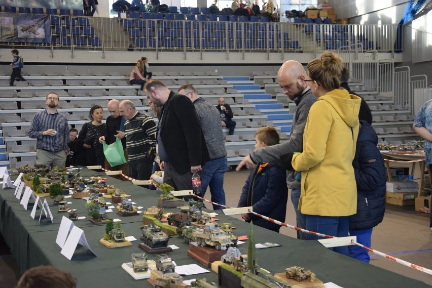 W hali na Skarpie trwa festiwal modelarski. Warto przyjść i zobaczyć! ZDJĘCIA