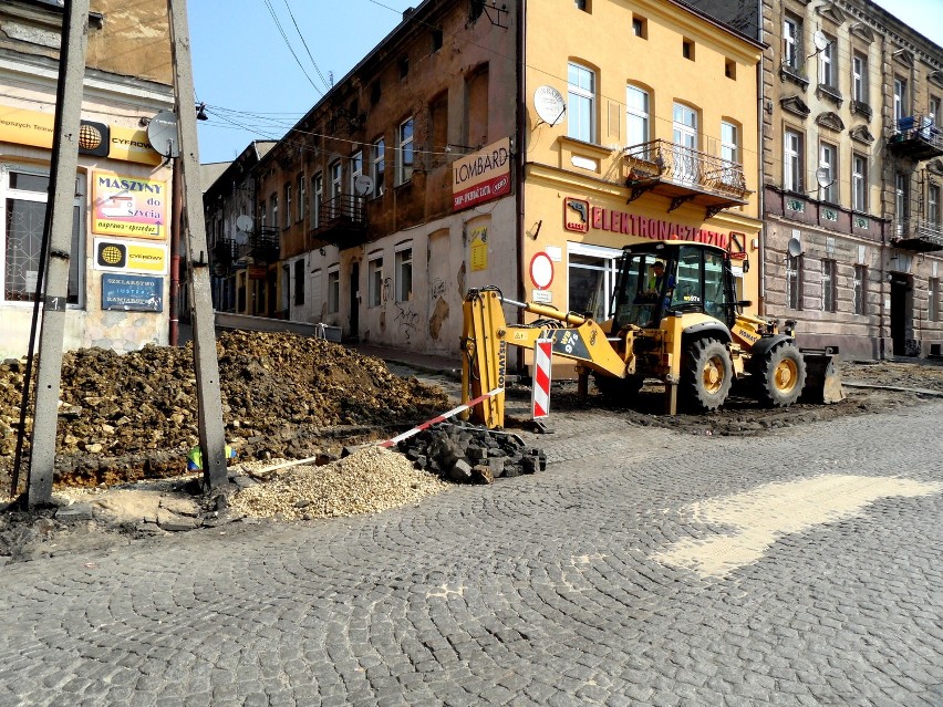 Remont Placu 3 Maja w centrum Będzina