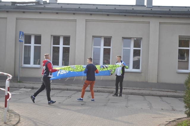 Zawodnicy Unii Leszno odwiedzili Śrem. Zobaczcie spotkanie żużlowców z fanami