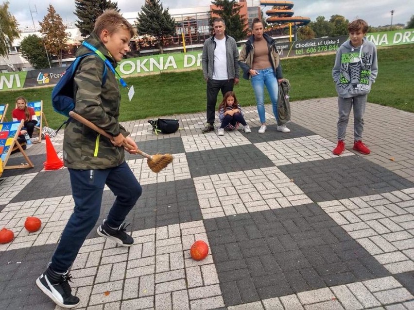 "Harce chodzieskie": Szkoła Podstawowa nr 1 w Chodzieży zorganizowała grę miejską (FOTO) 