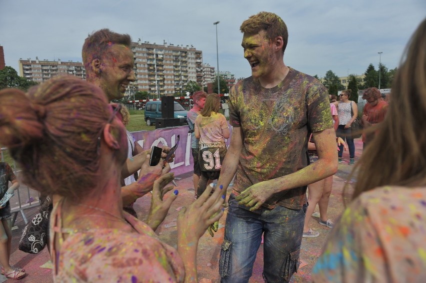 Zobacz też nasze archiwalne wideo: Festiwal Kolorów w...