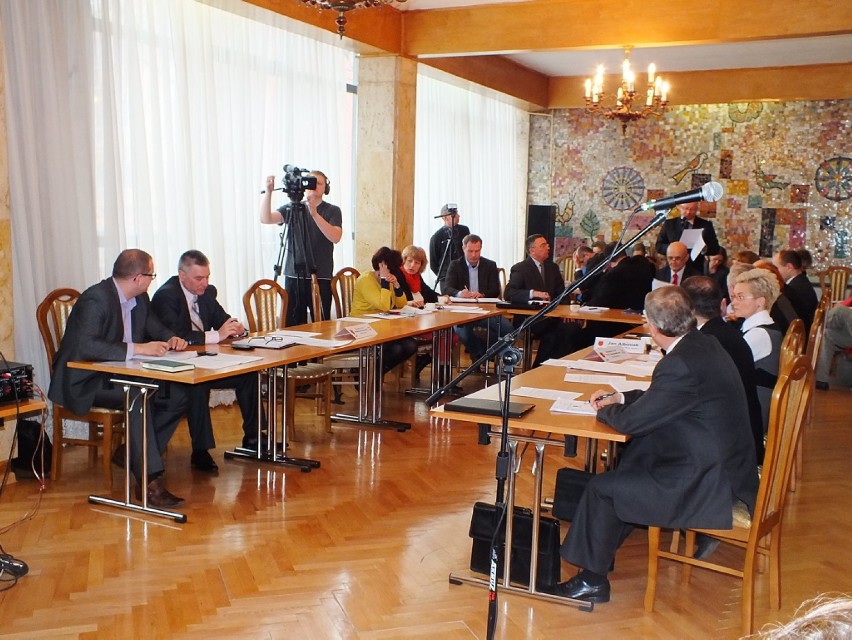 Sesja Rady Miasta w Kraśniku rozpocznie się o godz. 9.00 w...