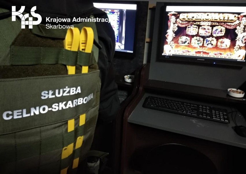 Nielegalny salon gier hazardowych w Kołobrzegu - informacja od KAS