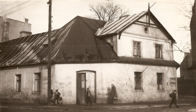 Nieistniejący zajazd przy dawnej ulicy Św. Tekli. Zdjęcie z lat 50. ub. wieku. Archiwum Andrzeja Kobalczyka