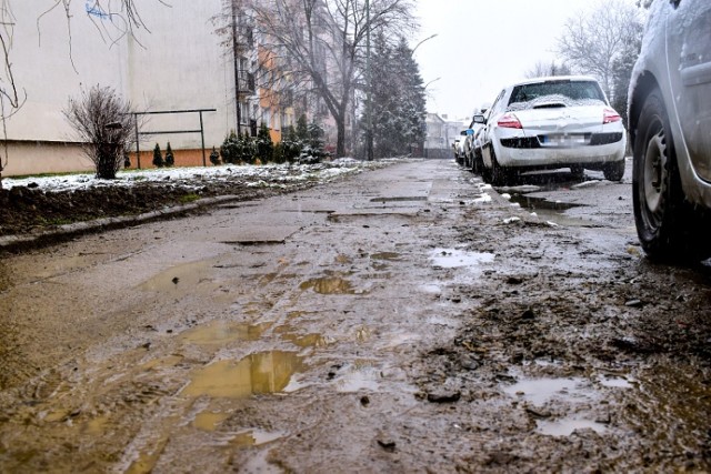 Utrudnienia na ulicy Sadowej w Sanoku potrwają co najmniej do końca maja br.