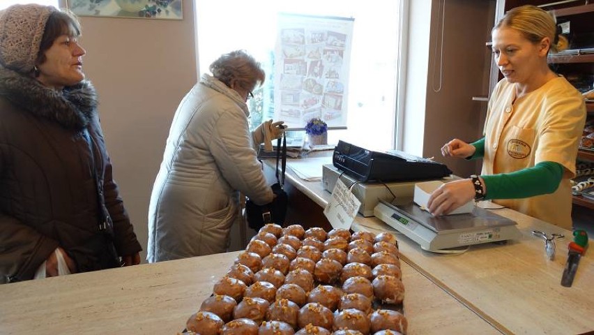 Nowy Tomyśl. Rozdawaliśmy pączki