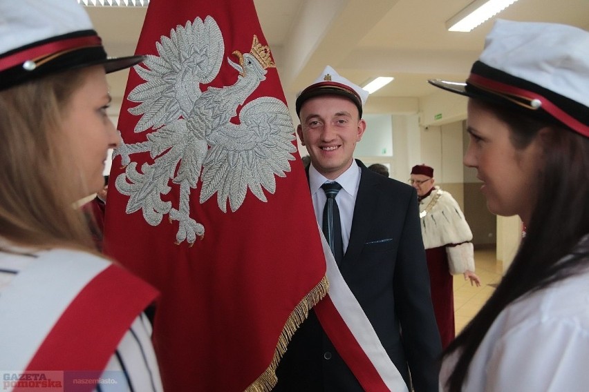 Wręczenie dyplomów absolwentom Kujawskiej Szkoły Wyższej we...