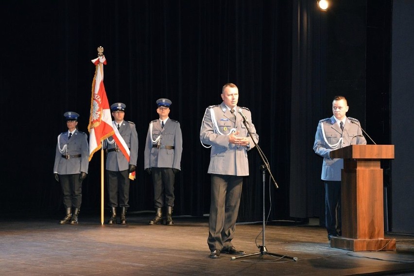 Święto Policji w Kwidzynie. Mundurowi odebrali awanse i wyróżnienia [ZDJĘCIA]