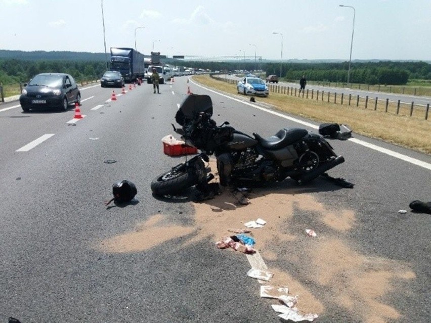 Tragiczny wypadek motocyklisty na S7 w Tokarni koło Chęcin....