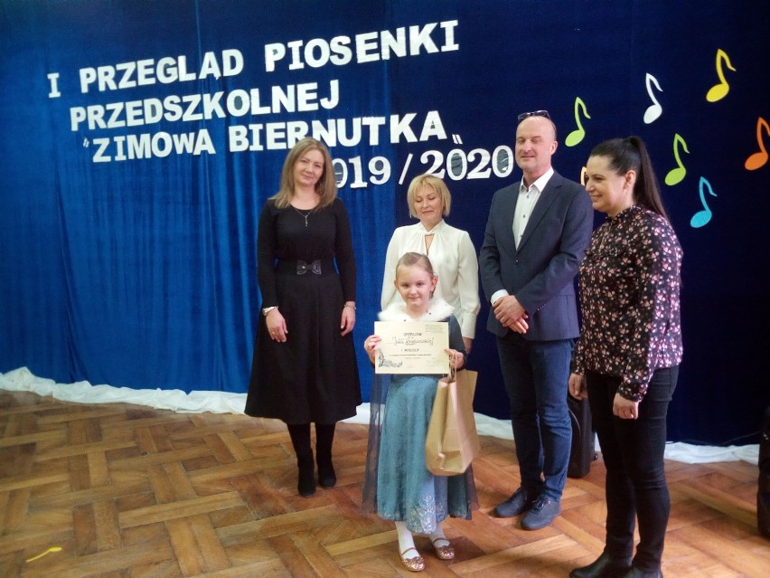 Gmina Żelazków. Konkurs piosenki "Zimowa biernutka 2020" w...