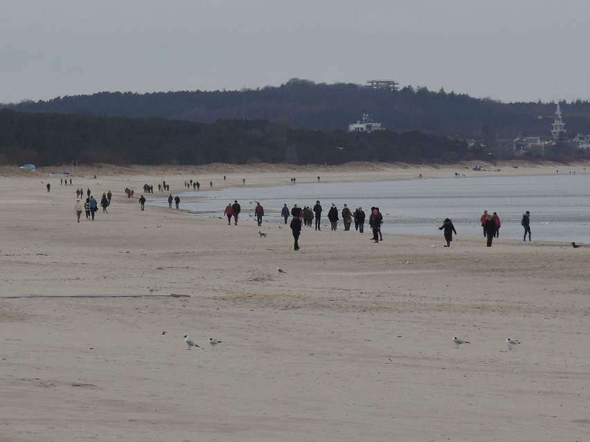 Plaża w Świnoujściu w pierwszy weekend lockdownu nie była...