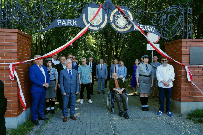 Nadanie imienia Rodu Łubieńskich parkowi miejskiemu w Kazimierzy Wielkiej. Miało bogatą oprawę artystyczną. Zobaczcie zdjęcia