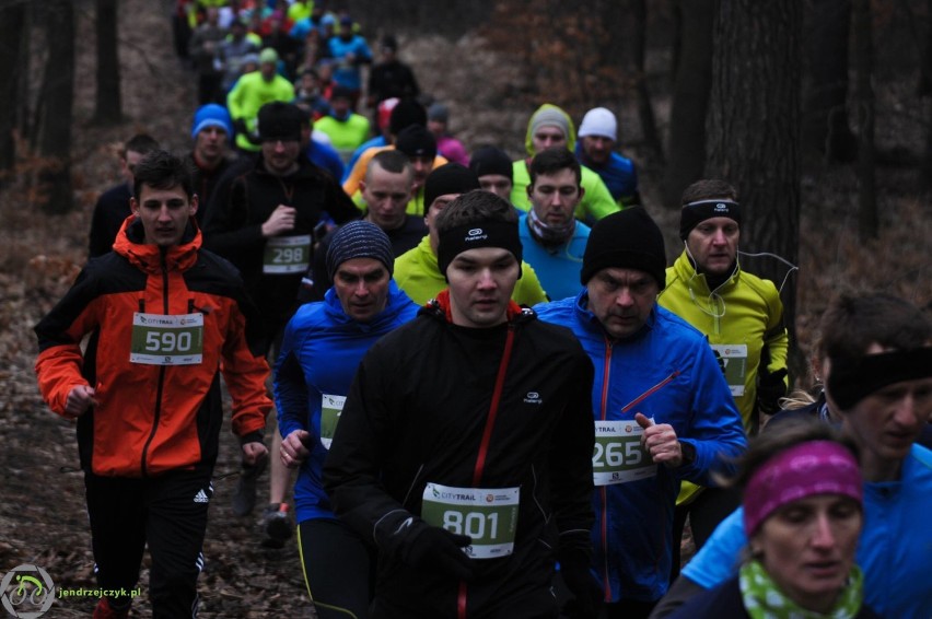 City Trail w Katowicach - zdjęcia z finałowego biegu [28 luty 2016]