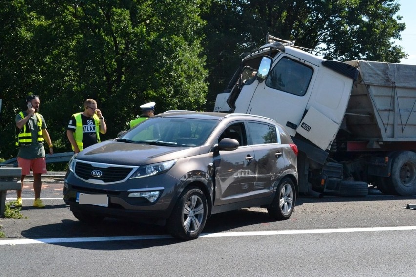 Wypadek na DK1 w Czechowicach-Dziedzicach.