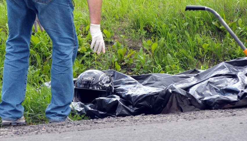 Ciecierzyn: Motocyklista zginął pod kołami ciężarówki