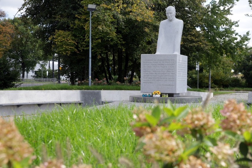 Nowy pomnik w Lublinie. Poświęcony błogosławionemu księdzu Emilianowi Kowczowi