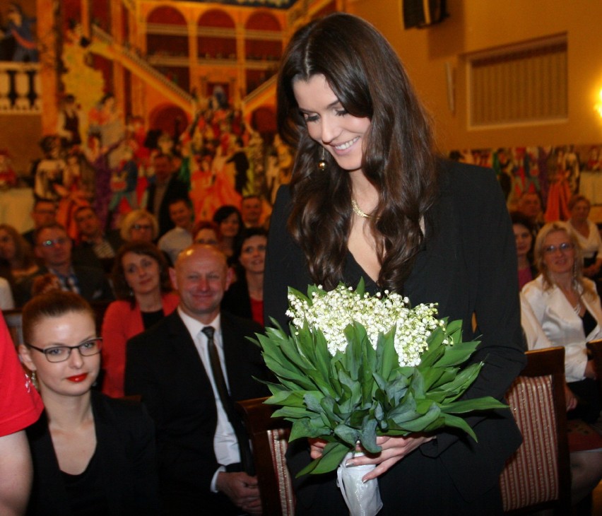 Miss Polski 2012 Katarzyna Krzeszowska wsparła swoją niepełnosprawną imienniczkę Katarzynę Konar