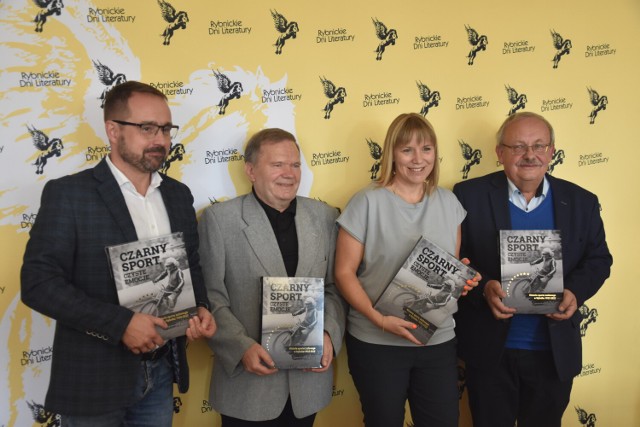 Autorami monografii są: dziennikarka DZ i portali naszemiasto.pl - Barbara Kubica-Kasperzec, Henryk Grzonka, Józef Cycuła, Maciej Kołodziejczyk i Stefan Smołka.