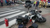 Wypadek z udziałem samochodu i motocykla. Kierowca został poszkodowany