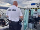 Pijany sternik na Jeziorze Sławskim w łodzi wiózł dzieci. Pracowity weekend policjantów