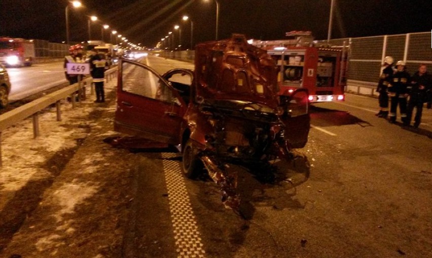 Wypadek na A4 koło Brzeska. Zginęły dwie osoby.