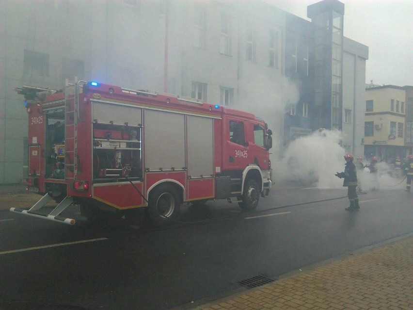Pożar auta na ulicy Częstochowskiej w Kaliszu