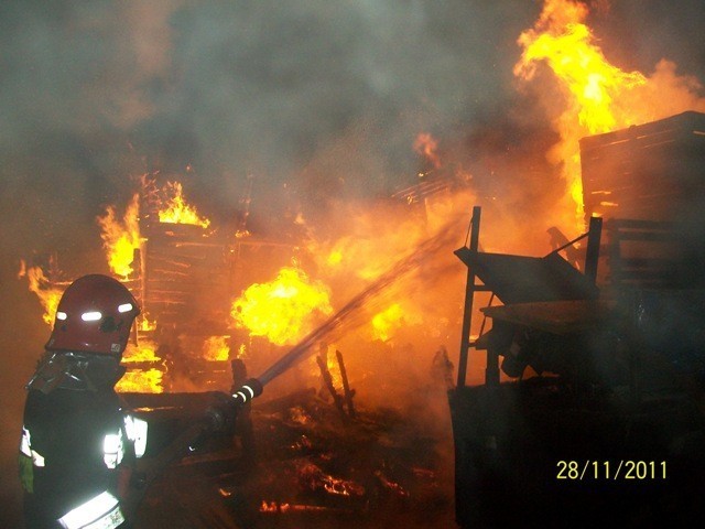 Pożar hali w miejscowości Kowalewo Parcele
