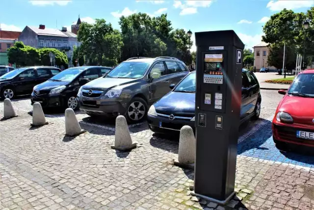 Już można wykupić opłatę abonamentową na strefę płatnego parkowania w Łęczycy
