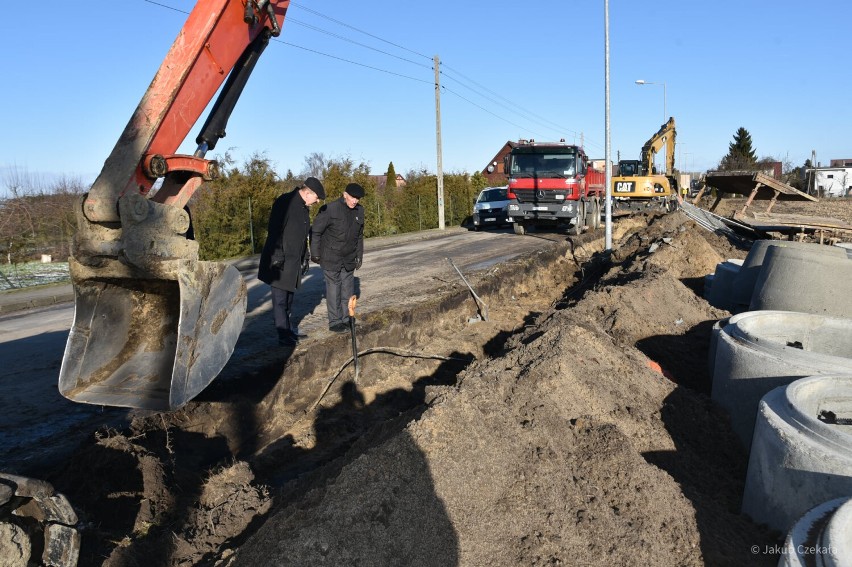 Trwa budowa długo wyczekiwanej kanalizacji sanitarnej!