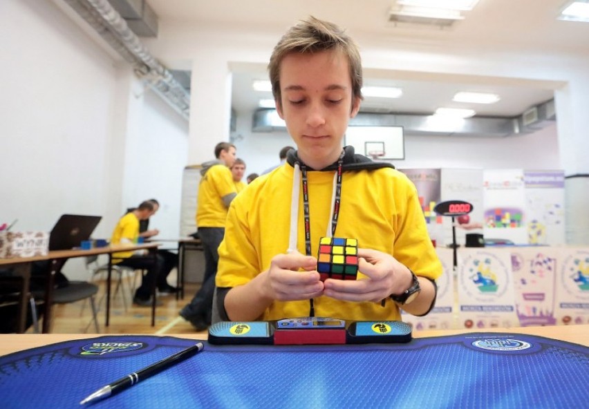 Międzynarodowe zawody w układaniu kostki Rubika w Szczecinie