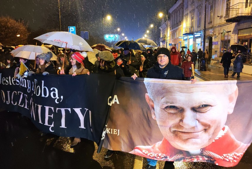 Marsz Papieski przejdzie ulicami Piotrkowa