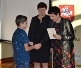 Starosta Puławski nagrodziła dzieci z powiatu za konkurs wiedzy o Polsce "Sławni Polacy" (Galeria zdjęć)
