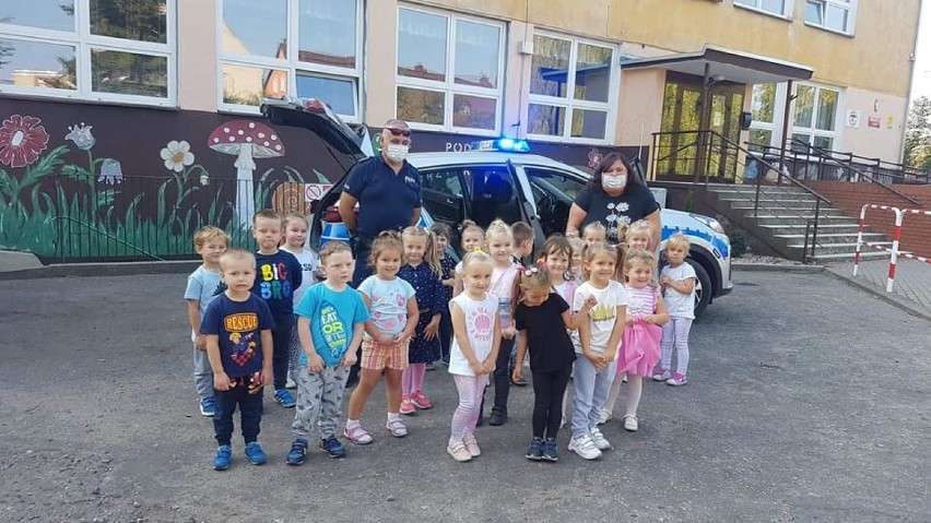 Policjanci z Wągrowca odwiedzili przedszkolaki 