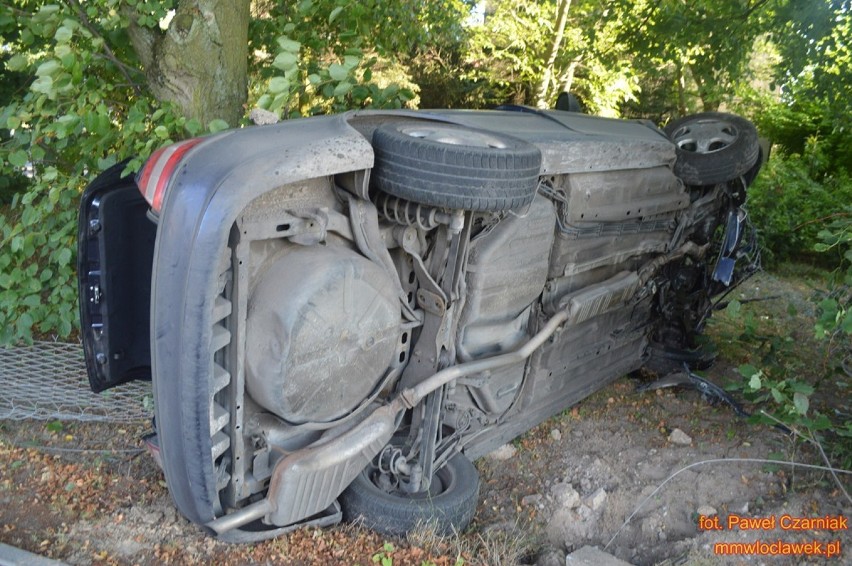 Wypadek w Brześciu Kujawskim ! Wyprzedzał TIRa na zakręcie